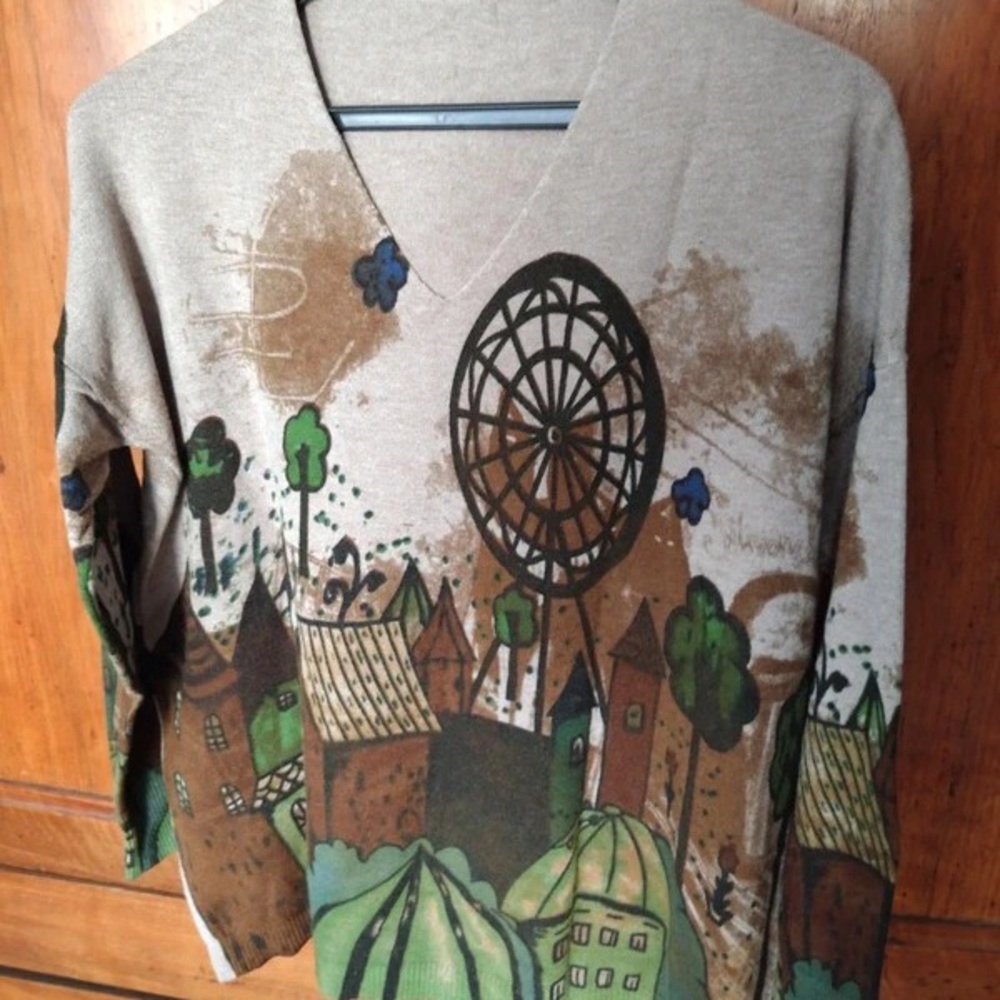 Artistic V-Neck Sweater with Scenic Print